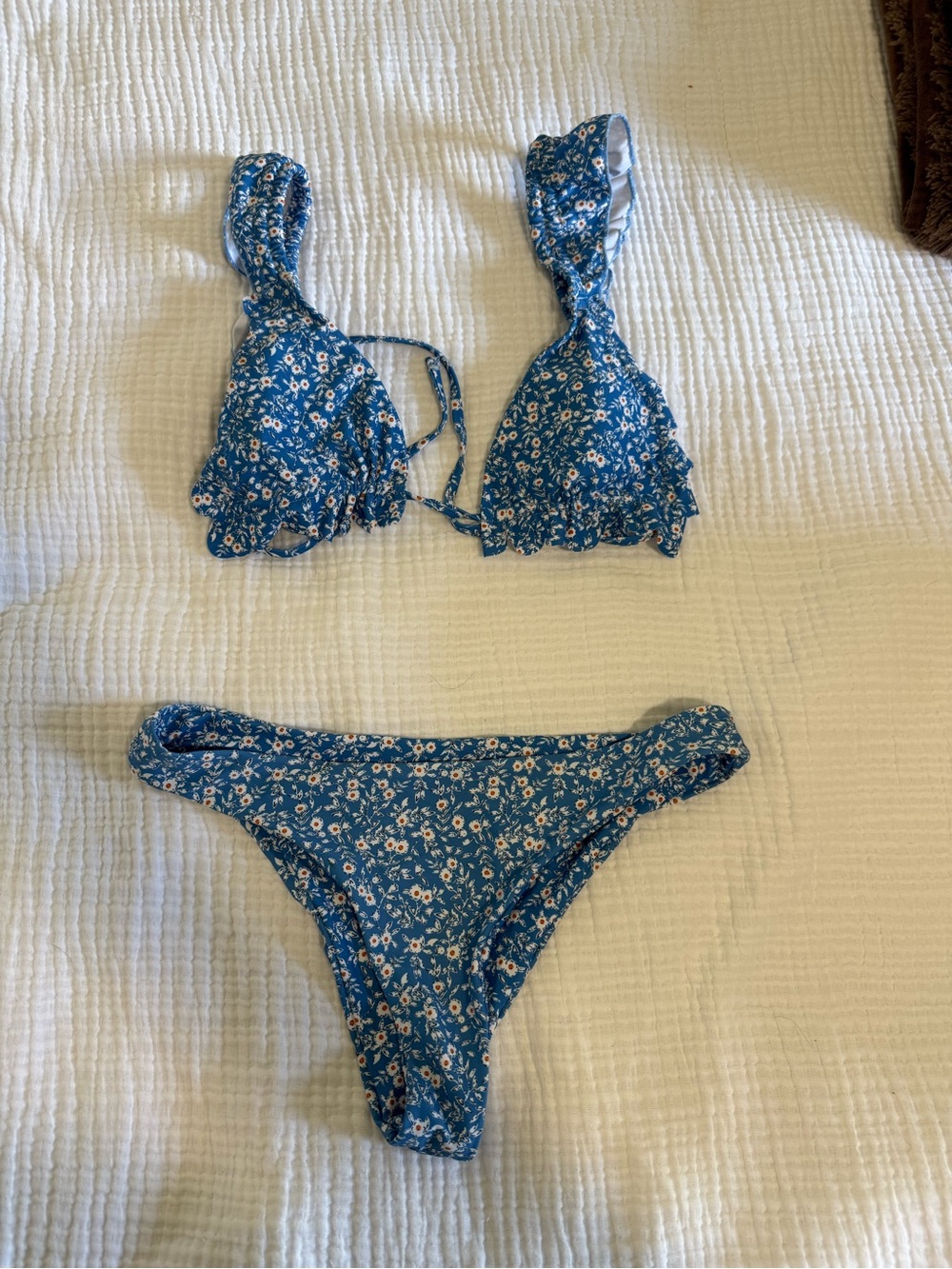 Women’s SHEIN Floral Ruffle Triangle Bikini Set